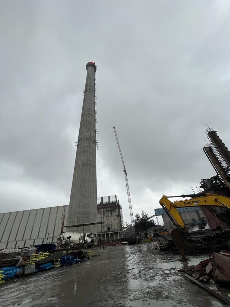 Erdemir – KOK4 Reinforced Concrete Chimney – chimneys construction site in Zonguldak (Ereğli), Türkiye (photo 2)