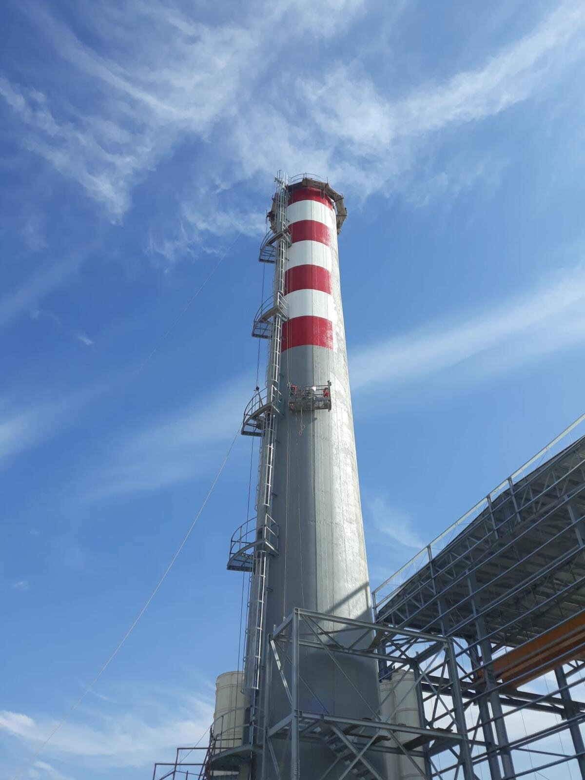 Yorglass – Manisa OSB Reinforced Concrete Chimney – chimneys construction site in Manisa, Türkiye (photo 5)