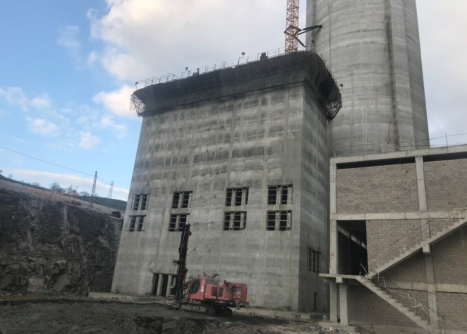 Marmara Çimento – Düzce Factory Silos and Structures – silos construction site in Düzce, Türkiye (photo 4)