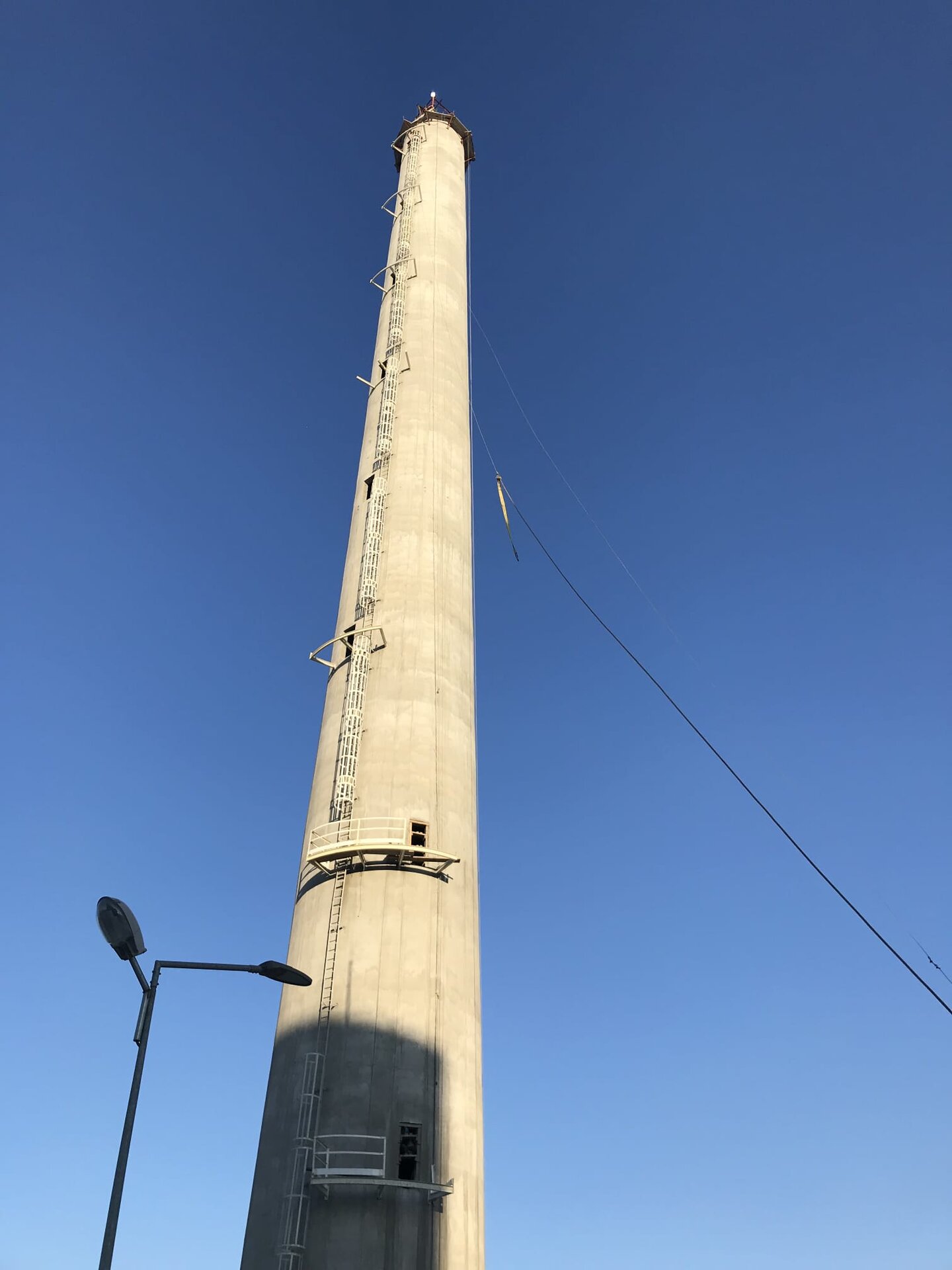 Anadolu Cam – Eskişehir Factory Reinforced Concrete Chimney – chimneys construction site in Eskişehir, Türkiye (photo 3)