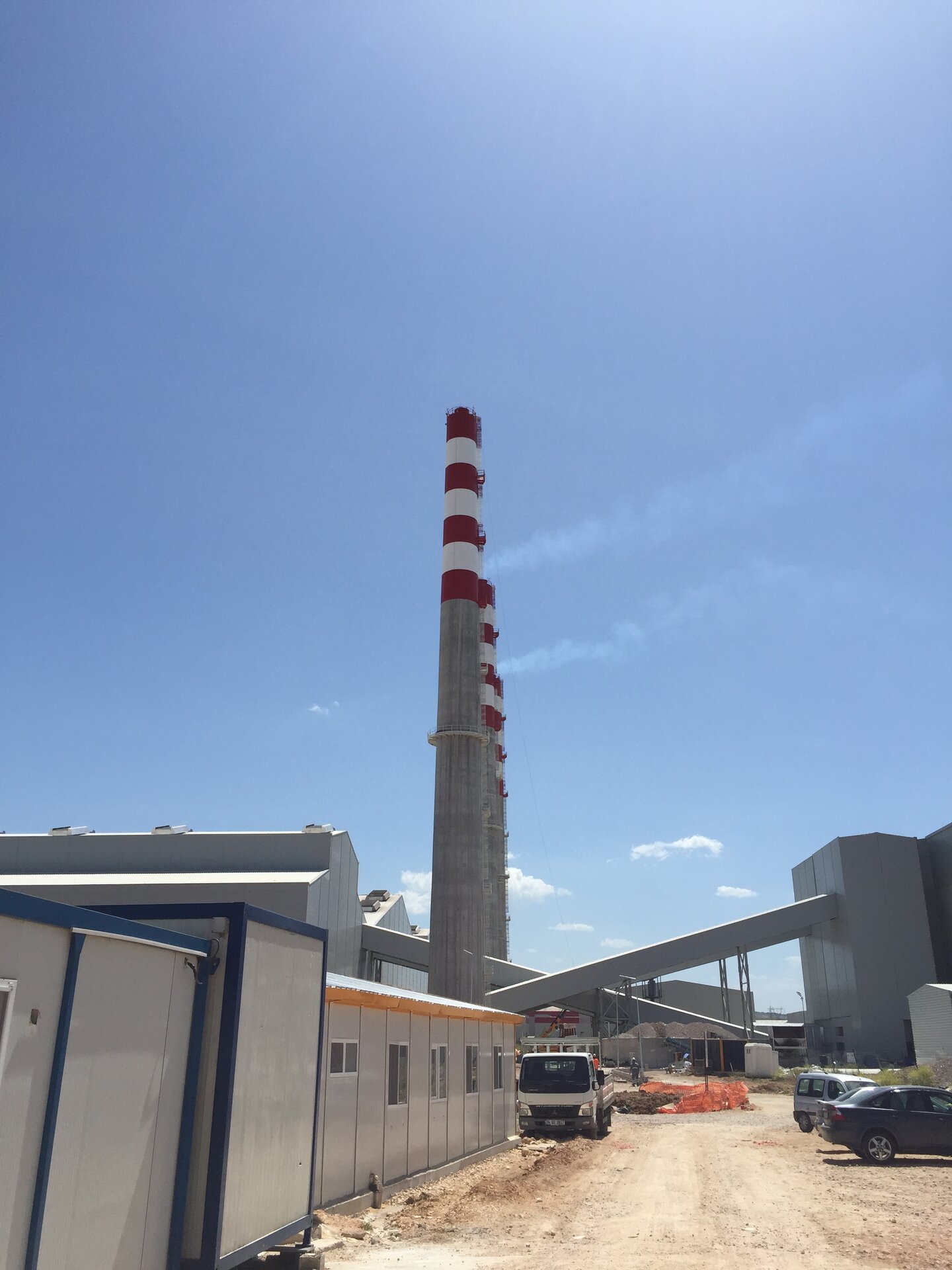 Anadolu Cam – Eskişehir Factory Reinforced Concrete Chimney – chimneys construction site in Eskişehir, Türkiye (photo 2)