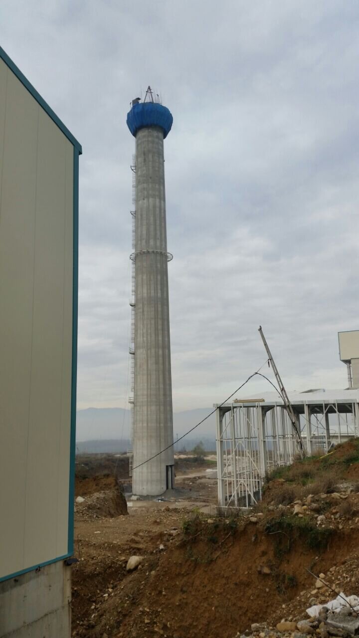 Düzce Cam – Düzce OSB Factory Reinforced Concrete Chimney (95 m) – chimneys construction site in Düzce, Türkiye (photo 3)