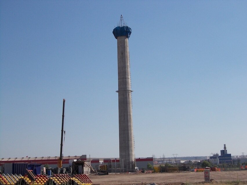 Anadolu Cam – Eskişehir Factory Reinforced Concrete Chimneys – chimneys construction site in Eskişehir, Türkiye (photo 3)