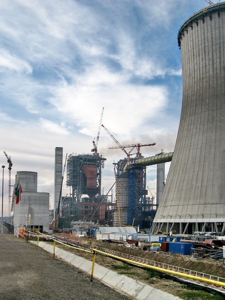 Maritza İztok East 1 Thermal Power Plant – Cooling Tower and Silo Structures – heavy industrial construction site in Galabovo, Bulgaria (photo 3)