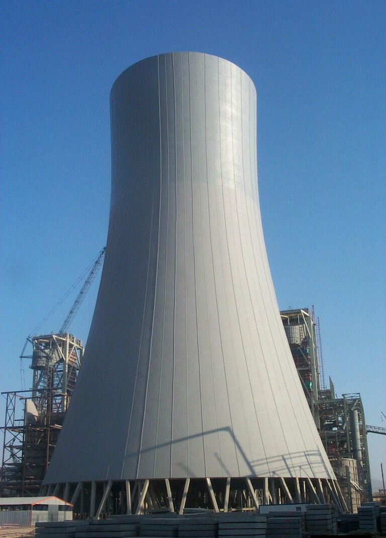 Afşin–Elbistan B Thermal Power Plant – Cooling Towers and Chimneys – heavy industrial construction site in Kahramanmaraş (Afşin–Elbistan), Türkiye (photo 6)