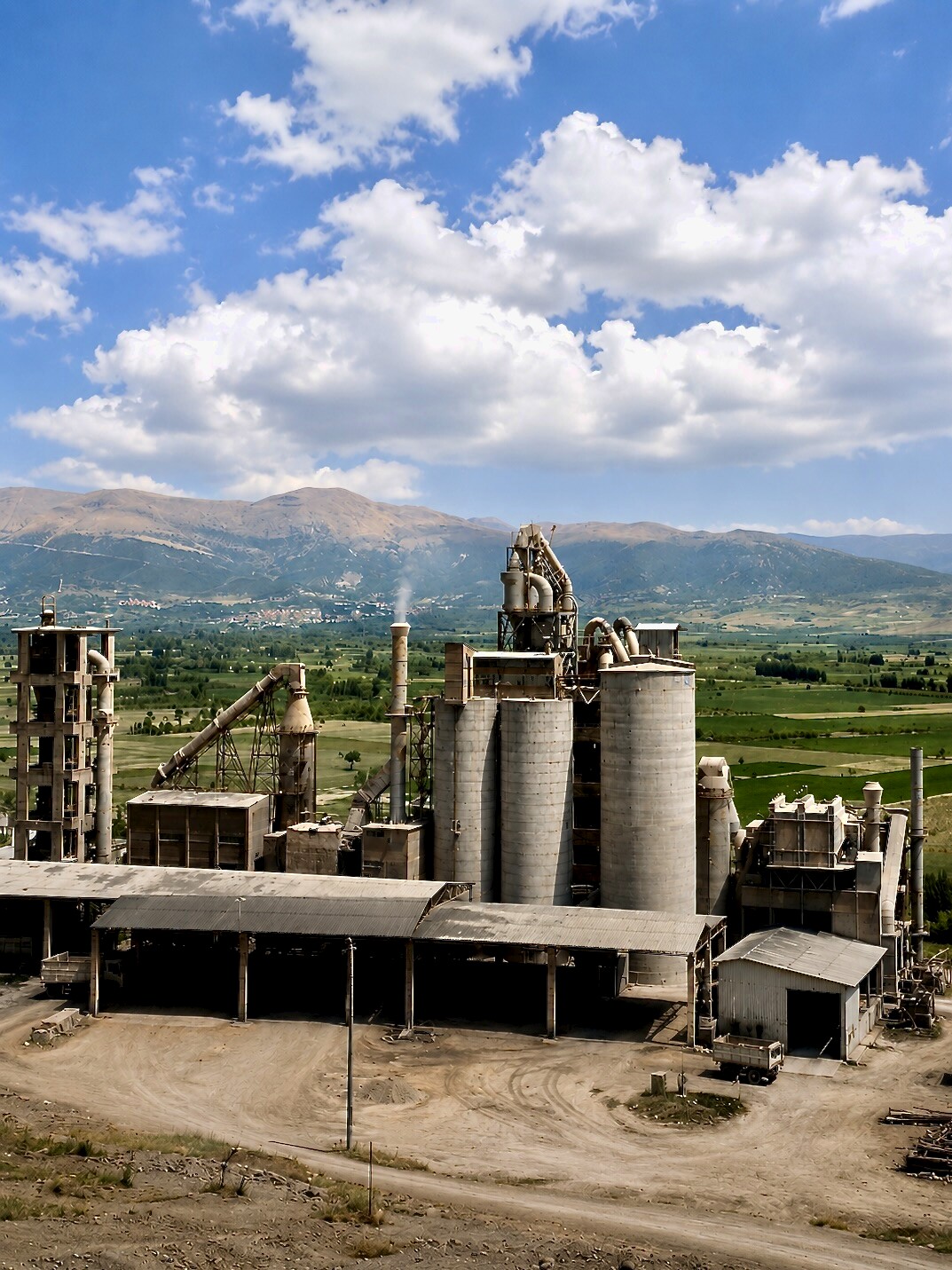 Göltaş Çimento – Silo ve Elevatör Kulesi